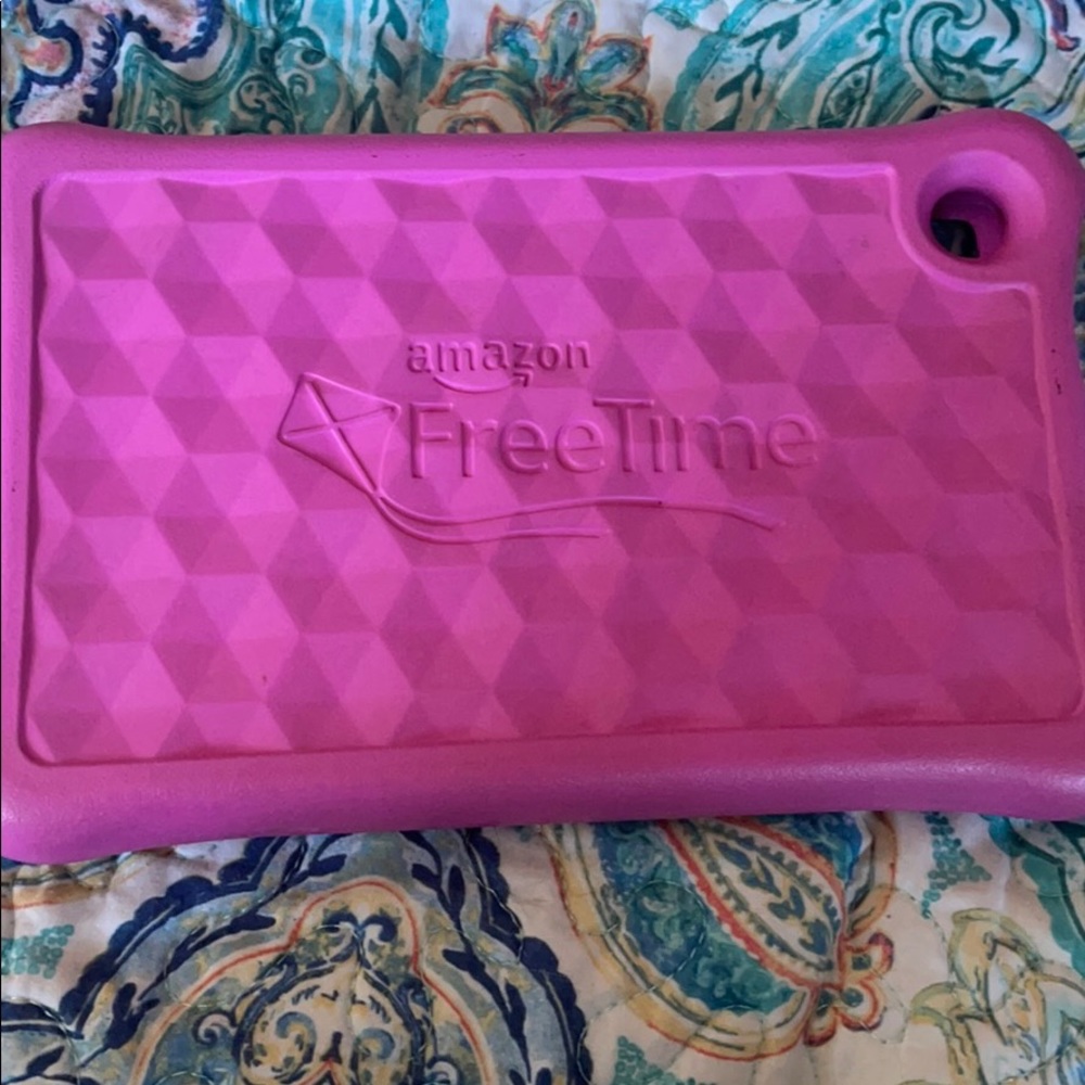 Amazon Fire tablet - Picture 5 of 6